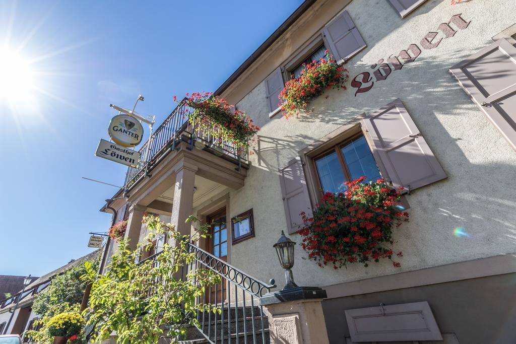 Hotel Löwen Garni Oberrimsingen Exteriör bild